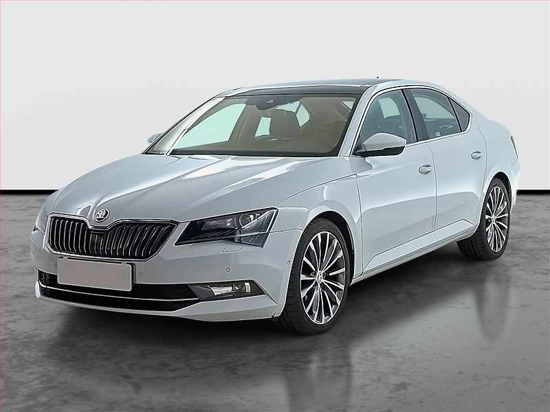 Škoda Superb (2015) Laurin&Klement 2.0 TDI 4x4 - fotka 2 z 25