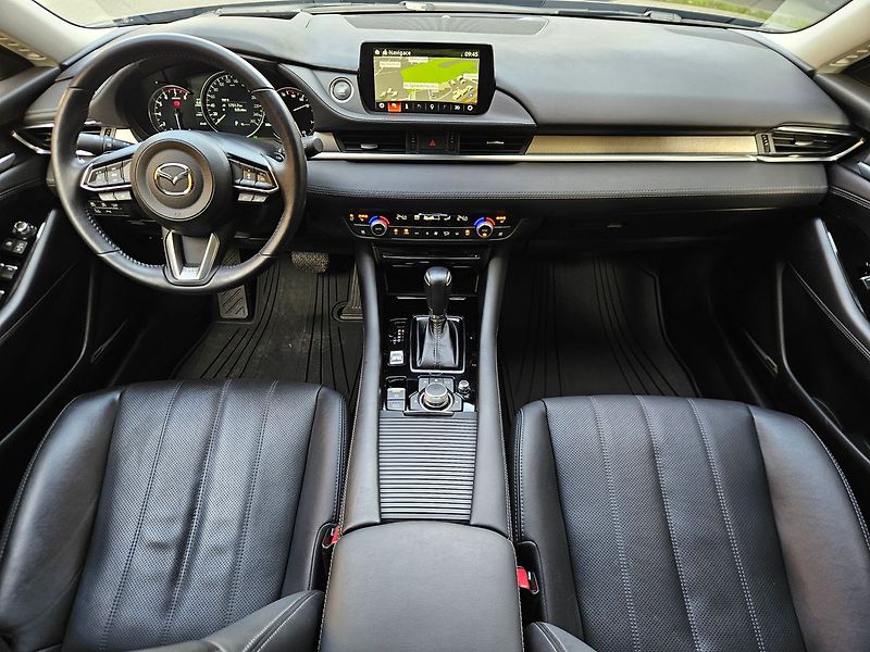 Mazda 6 2.5i, Revolution TOP,1.majitel - fotka 15 z 42