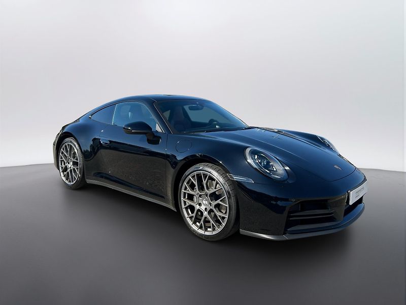 Porsche 911 (2025) Carrera Coupe - fotka 4 z 29