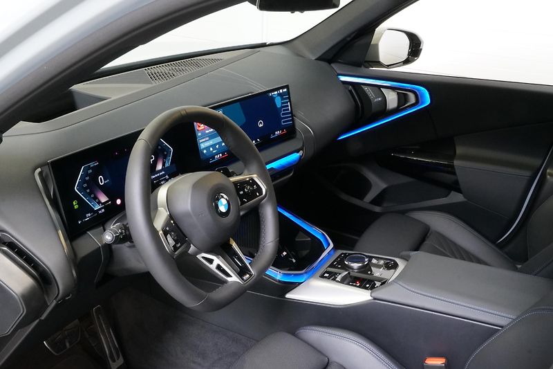 BMW X3 Xdrive20d,M-paket,ČR,HUD,Tažné - fotka 15 z 37