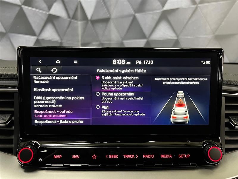 Kia Ceed 1.6 CRDi 100 KW 7DCT EXCLUSIVE - fotka 17 z 24