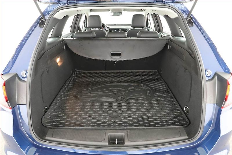 Opel Astra (2021) Elegance 1.5 CDTI, ČR,1.maj - fotka 13 z 14