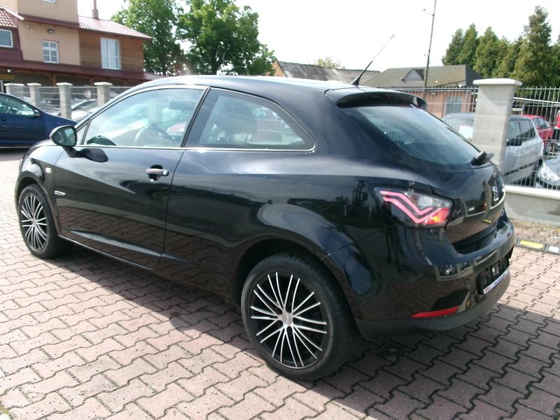 Seat Ibiza (2011) 1,6TDI KLIMA BT USB TEMP - fotka 5 z 29