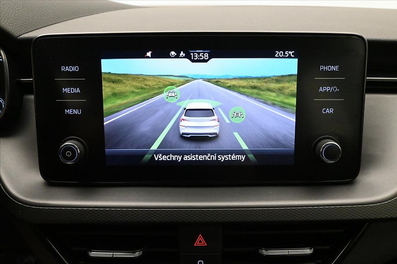Škoda Kamiq 1,0 TSI 70 kW Tažné zařízení Z - fotka 19 z 31