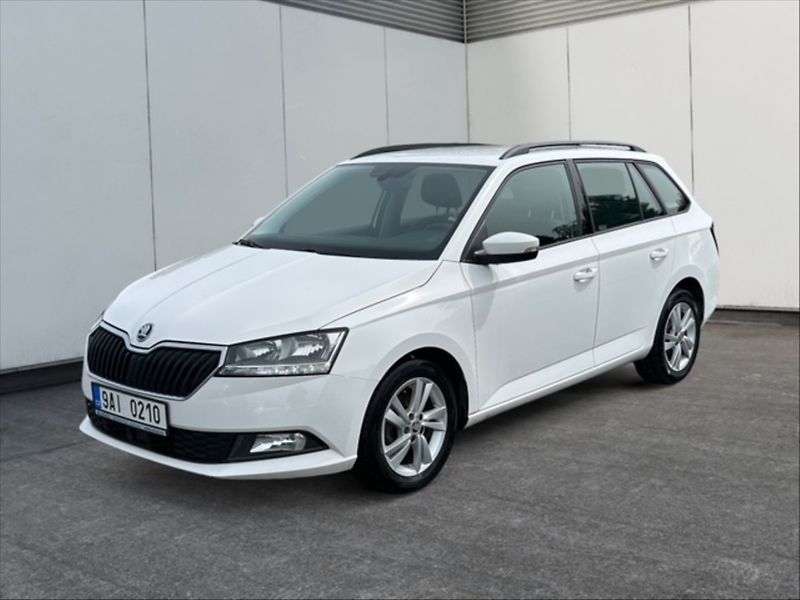 Škoda Fabia 1,0 TSI Ambition - fotka 3 z 11