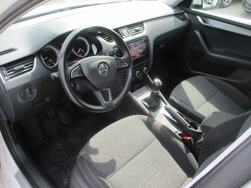 Škoda Octavia (2020) combi III 2,0 TDi - fotka 9 z 10