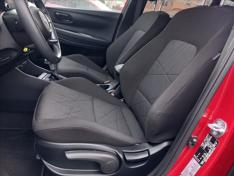 Hyundai Bayon 1,0 T-GDI PLAY CLIMATE DCT - fotka 18 z 22