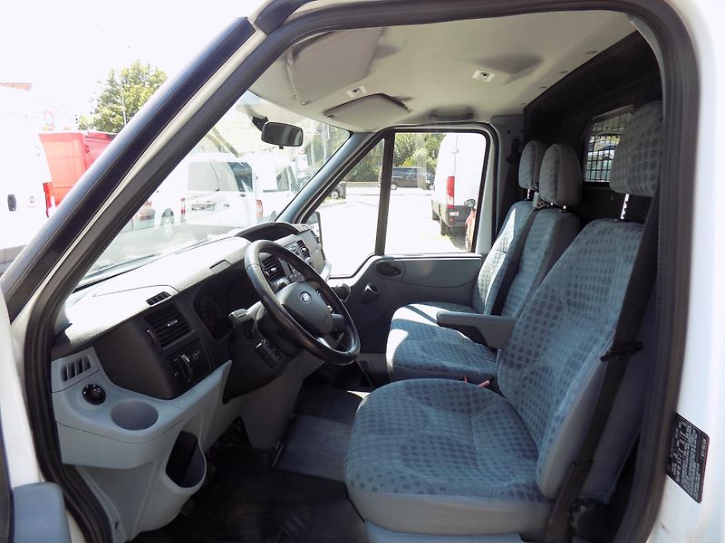 Ford Transit 2,2 TDCI 92 KW MWB 350 TREND - fotka 18 z 38