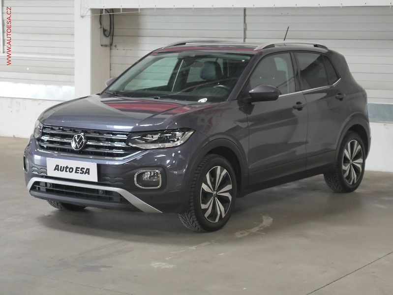 Volkswagen T-Cross (2023) 1.0 TSi, 2.maj,ČR, Style, LED - fotka 3 z 20