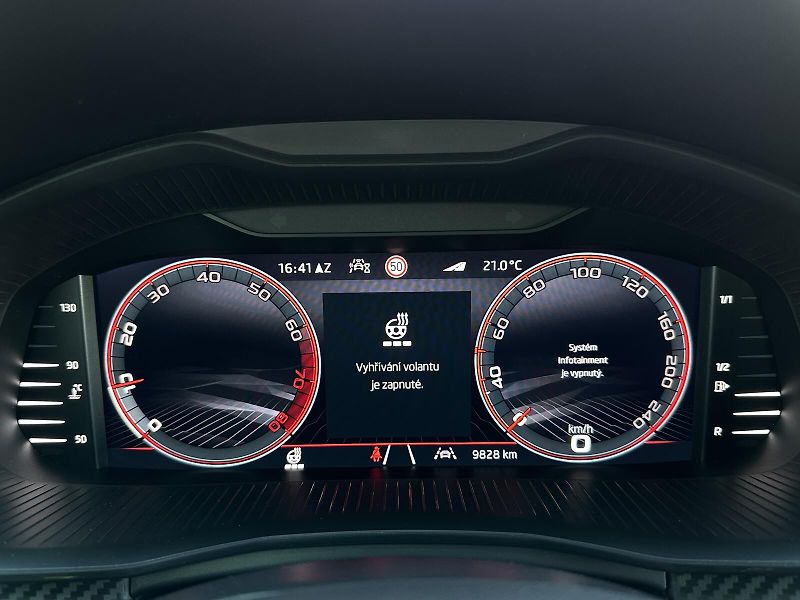 Škoda Kamiq 1.0TSi Monte Carlo 116PS Matri - fotka 24 z 44