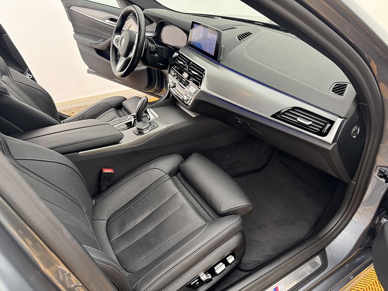 BMW Řada 5 530d*195kw*4x4*CZ*M-Paket*DPH* - fotka 18 z 46
