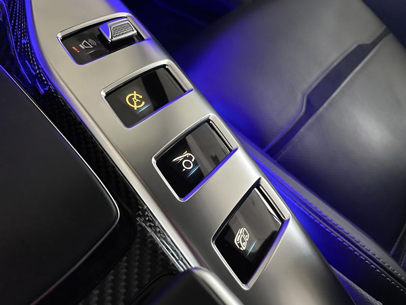 Mercedes-Benz AMG GT 63 S AMG*470kW*4Matic*Max.Výb - fotka 28 z 43