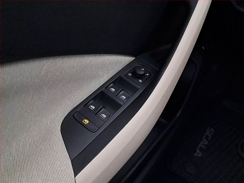 Škoda Scala (2019) 1.0 TSI, Tempomat - fotka 19 z 20