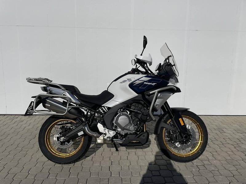 CFMOTO (2026) 700MT Adventure EU5+ - fotka 2 z 13