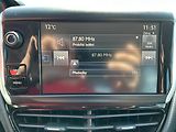 Peugeot 2008 (2016) 1.2PT, Allure - náhled 14