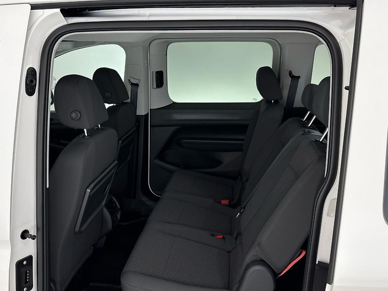 Volkswagen Caddy (2026) MPV Maxi - fotka 16 z 38