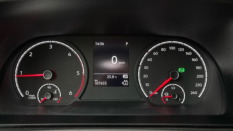 Volkswagen Caddy 2.0 TDI DSG - fotka 10 z 25
