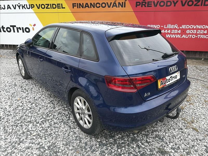 Audi A3 2,0 TDI Sportback S tronic - fotka 4 z 20