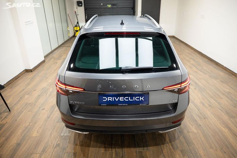 Škoda Superb 2.0 TDI 147 kW 4x4 L&K - fotka 5 z 41