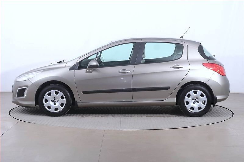 Peugeot 308 (2012) 1.6 VTi, Serv.kniha, po STK - fotka 3 z 17