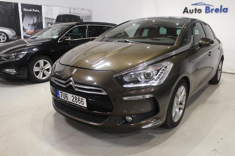 Citroën DS5 (2013) 2.0HDI Automat 120kW Navi ČR - fotka 5 z 36