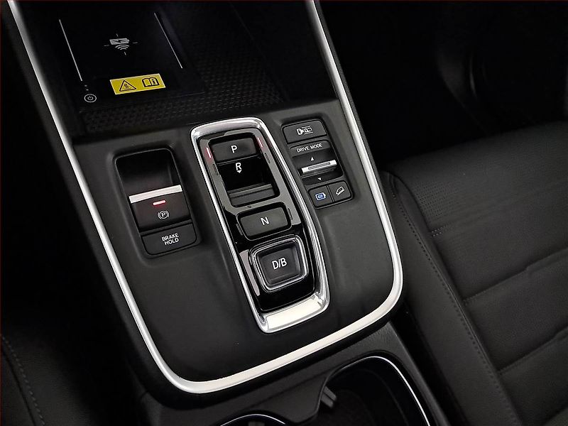 Honda CR-V (2023) 2.0 e:PHEV - fotka 13 z 25
