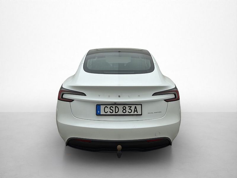 Tesla Model 3 Long Range AWD Highland Tažné - fotka 4 z 25