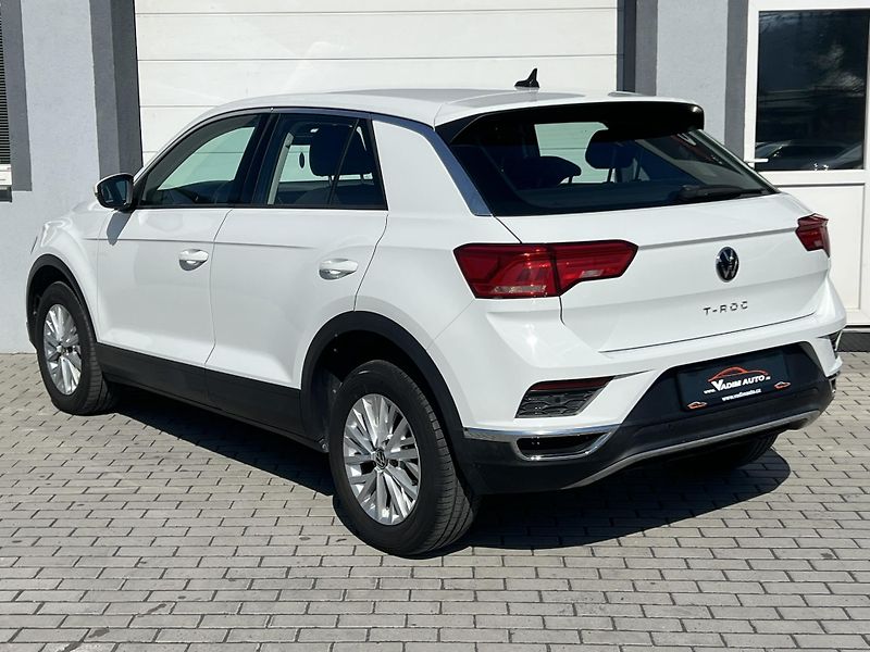 Volkswagen T-Roc (2022) 1.0TSI 81kW NAVI  - fotka 3 z 20