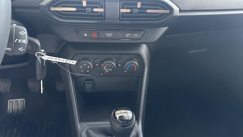 Dacia Sandero (2026) Stepway Essential TCe 110  - fotka 16 z 16
