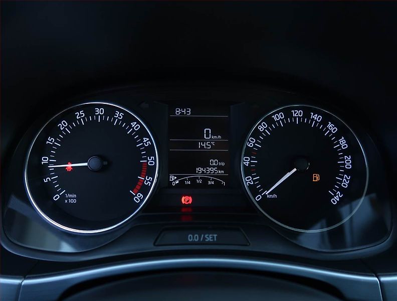 Škoda Fabia (2018) Ambition 1.4 TDI, Tempomat - fotka 11 z 16