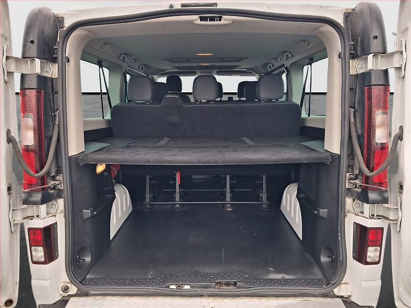 Opel Vivaro (2018) 1.6 CDTI, Bus, 9Míst, DPH - fotka 14 z 19