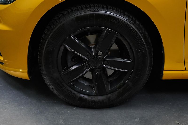 Volkswagen Golf - fotka 10 z 26