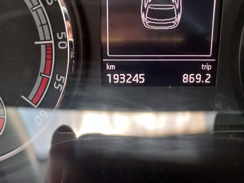 Škoda Karoq (2019) 2.0TDi 110kW 4x4 DSG ČR DPH - fotka 23 z 23