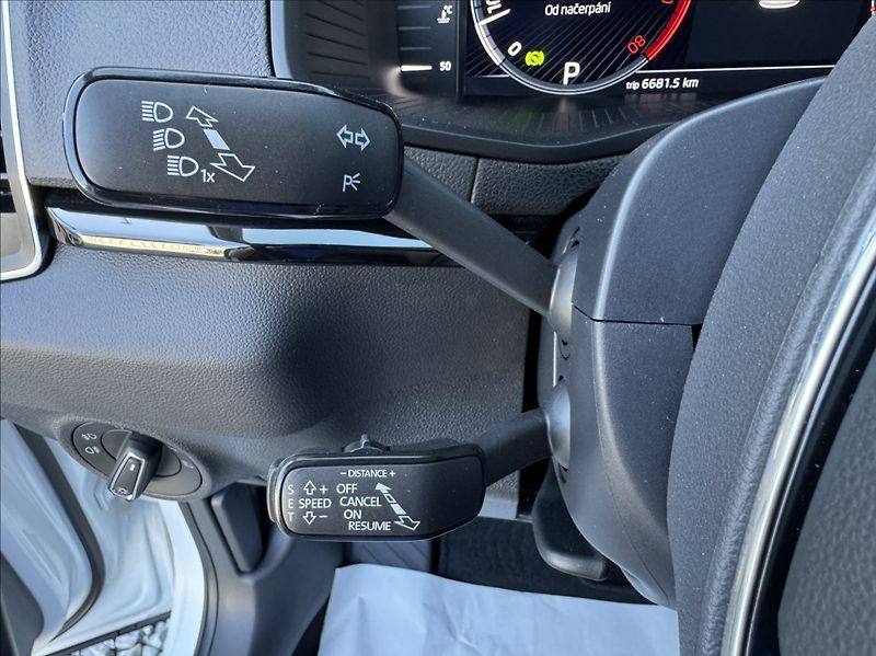 Škoda Karoq 1,5 TSI STYLE DPH 1maj původČR - fotka 29 z 50