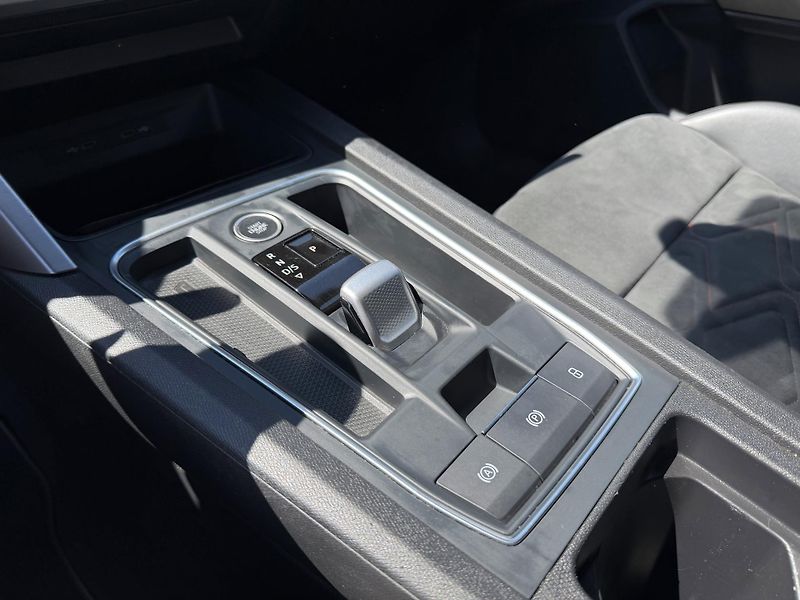 Seat Leon (2021) FR/2.0 TDi 110kw/DPH - fotka 16 z 19