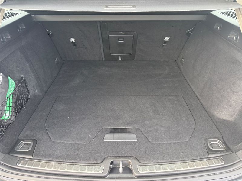 Volvo V60 2,0 I B3 CORE AT 120kW - fotka 12 z 17