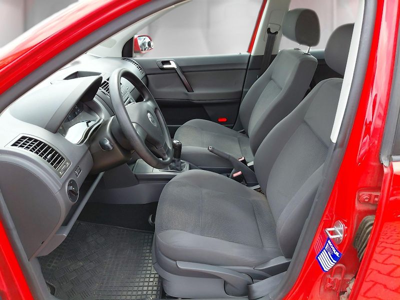 Volkswagen Polo (2008) 1,2i 44 kW Marathon - fotka 13 z 23