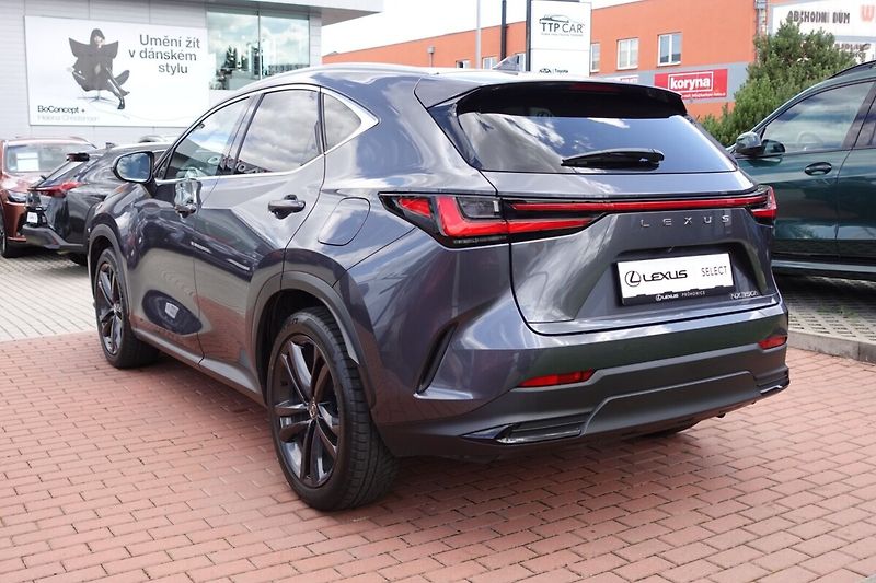 Lexus NX 350h NX350h Executive Top 4x4 - fotka 7 z 34