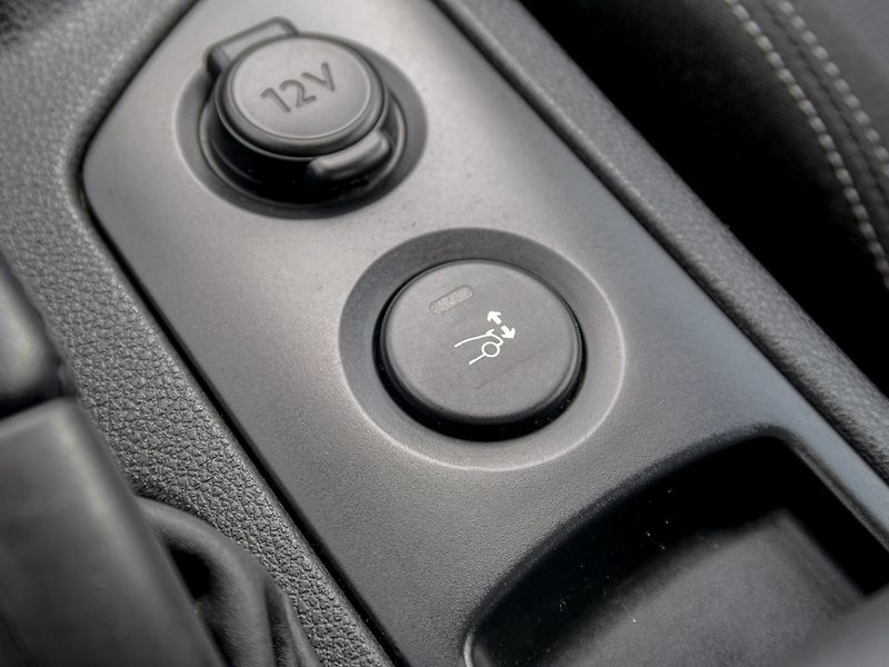 Peugeot RCZ (2013) CZ 2.0HDI 120KW – PO SERVISU - fotka 30 z 44