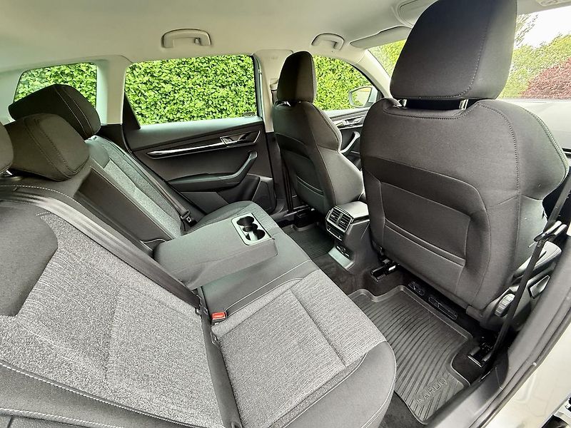 Škoda Karoq (2021) 1,5TSi 110kW STYLE Koup.ČR,ACC - fotka 11 z 20