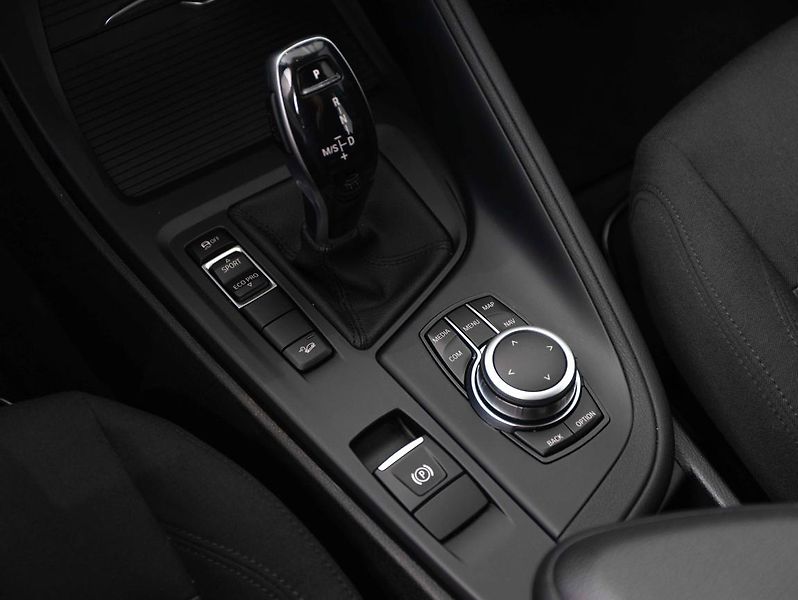 BMW X1 20i xDrive - fotka 15 z 22