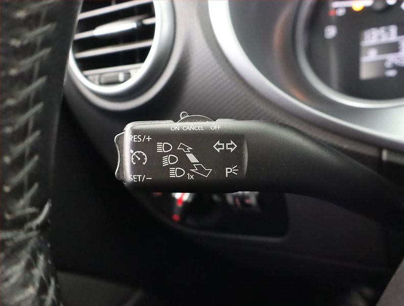 Seat Leon (2010) 1.4 TSI, nová STK - fotka 18 z 19