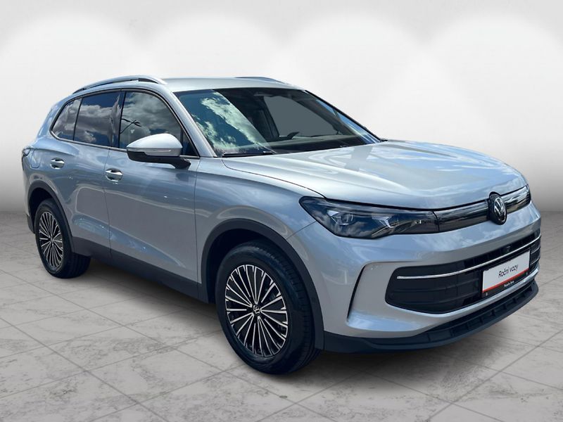 Volkswagen Tiguan People 1,5 TSI 150 kW eHybrid - fotka 9 z 24