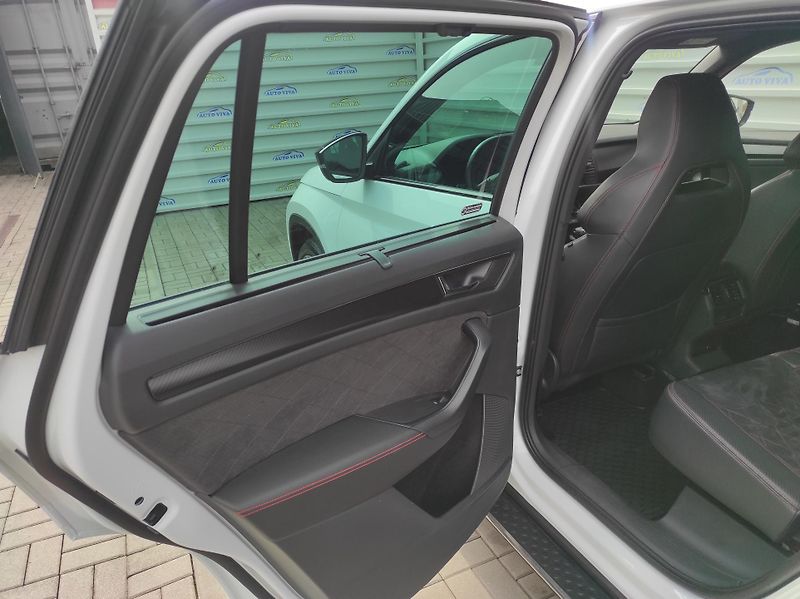 Škoda Kodiaq 2,0TDi RS,4x4,DSG,7 míst,TZ - fotka 46 z 69