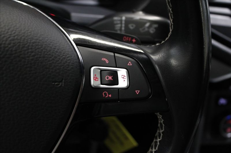 Volkswagen Amarok 3,0 TDI V6 4x4 CZ 1.majitel - fotka 20 z 33