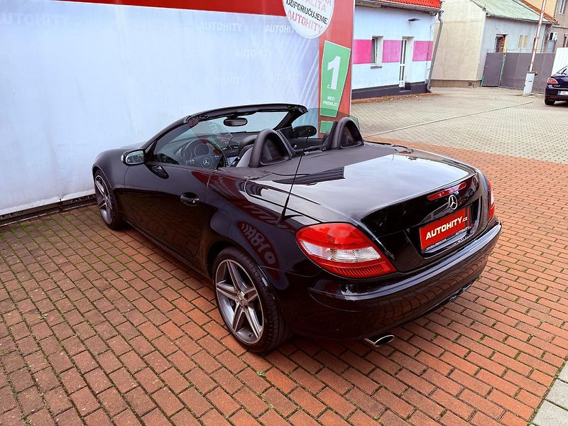 Mercedes-Benz SLK 350 Manuál, 80 tkm, Serviska - fotka 10 z 34