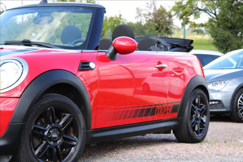 Mini Cooper 1,6 Cabrio 4.MÍSTA, 74 tis. km - fotka 9 z 41
