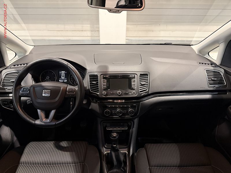 Seat Alhambra (2012) 2.0 TDi, Bixen, navi - fotka 7 z 20