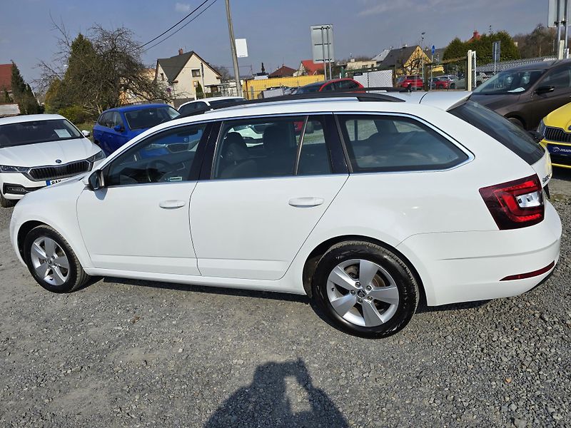 Škoda Octavia 2.0TDI 110KW STYLE FULL LED ČR - fotka 3 z 33