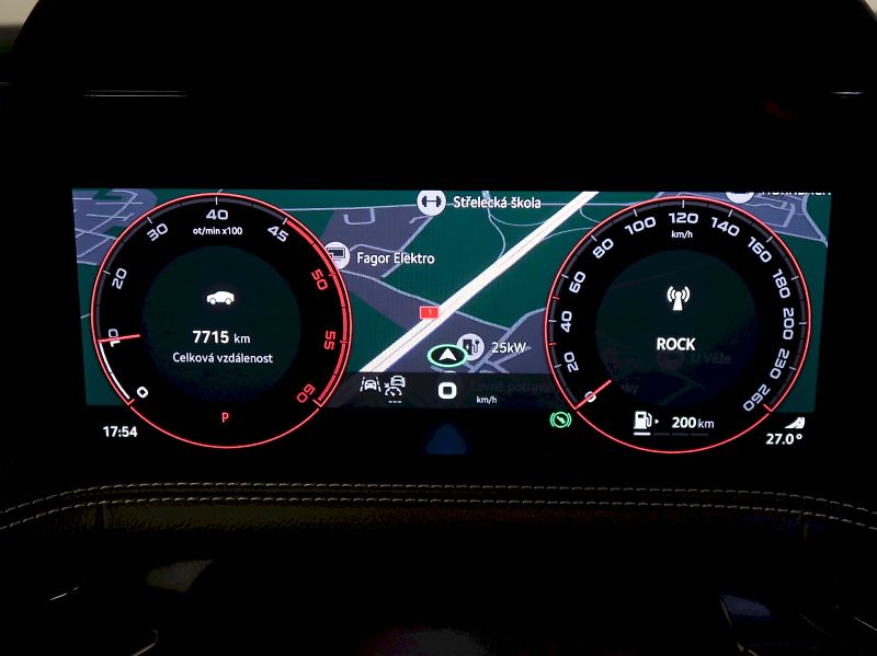Škoda Superb (2026) SPORTLINE 2.0TDI 142KW 4x4 DSG - fotka 19 z 48